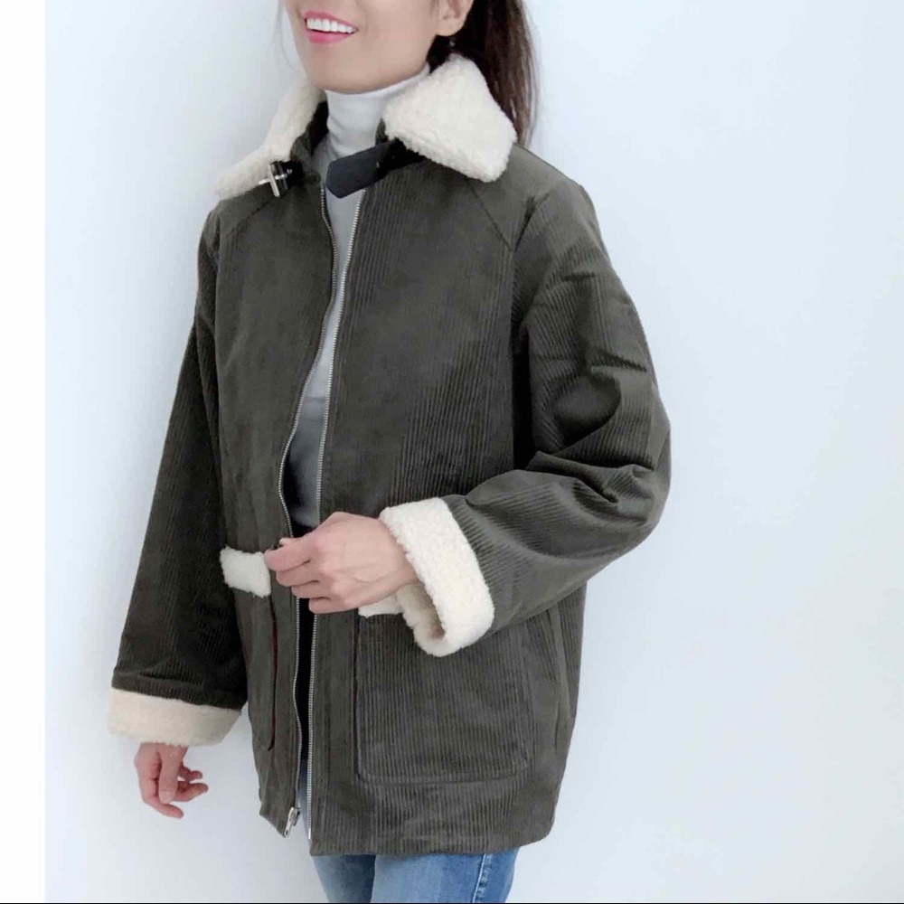 CHICBOMB - Picture 2 of 14